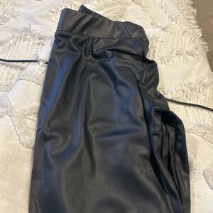 Sleek Black Leggings